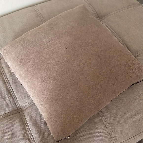 Sparkly pillow - Picture 5 of 5